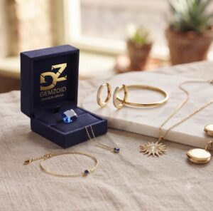 Read more about the article Must-Have Chic Pieces to Add to Your Collection Today