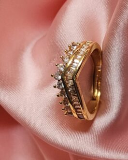 Regal Crown V-Band Gold Ring