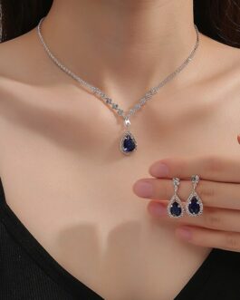 Elegant Blue Crystal Teardrop Necklace and Earrings Set
